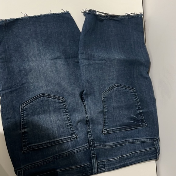 Just in time for spring break - Picture 4 of 4